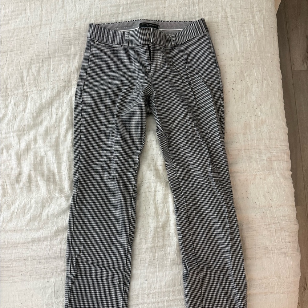 Banana Republic Women's Black and White Checkered Pants